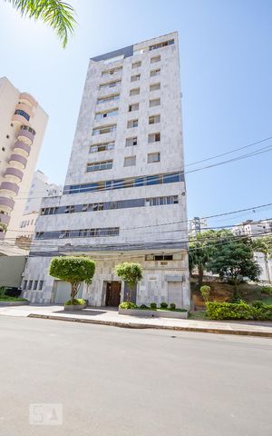 Apartamento para alugar com 137m², 3 quartos e 1 vagaFachada