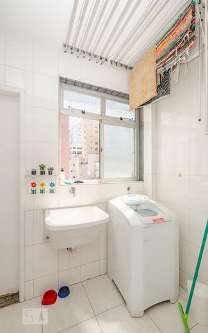 Apartamento para alugar com 137m², 3 quartos e 1 vagaÁrea de Serviço