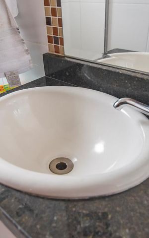 Apartamento à venda com 160m², 3 quartos e 2 vagas Apartamento à venda com 160m², 3 quartos e 2 vagasPia