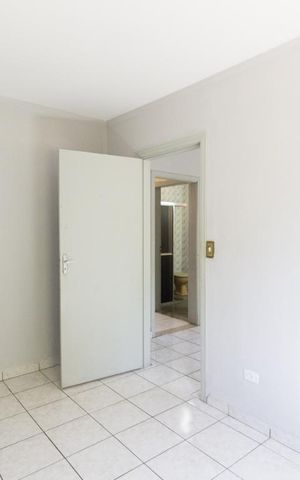 Casa à venda com 140m², 5 quartos e 2 vagas Casa à venda com 140m², 5 quartos e 2 vagasQuarto 1
