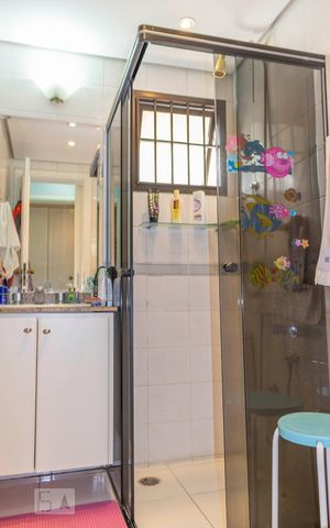 Apartamento à venda com 146m², 3 quartos e 3 vagasBanheiro da Suíte 1