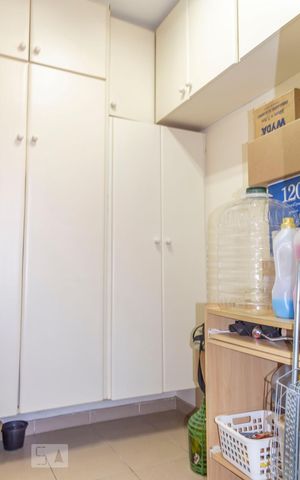 Apartamento à venda com 146m², 3 quartos e 3 vagasÁrea de Serviço