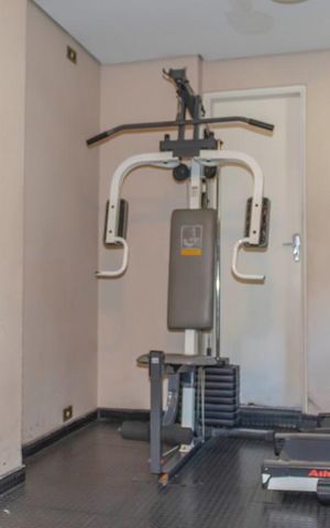 Apartamento à venda com 146m², 3 quartos e 3 vagasÁrea comum - Academia