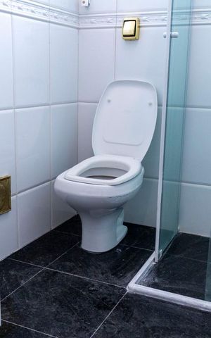 Apartamento à venda com 92m², 3 quartos e 2 vagasBanheiro da Suíte