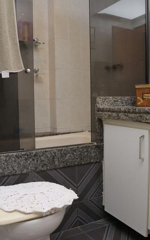 Apartamento à venda com 170m², 4 quartos e 2 vagasBanheiro da Suíte