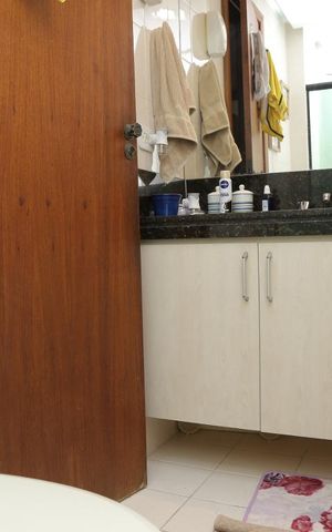 Apartamento à venda com 170m², 4 quartos e 2 vagasBanheiro Social