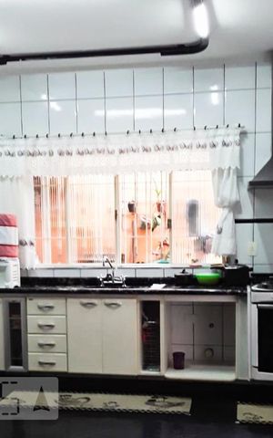 Casa à venda com 180m², 3 quartos e 3 vagasCozinha