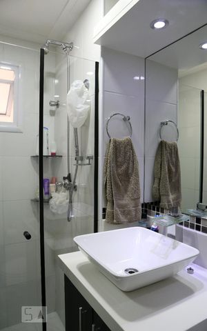 Apartamento à venda com 68m², 2 quartos e 1 vagaBanheiro da Suíte