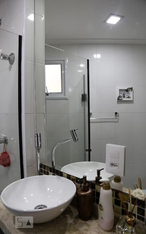 Apartamento à venda com 68m², 2 quartos e 1 vagaBanheiro