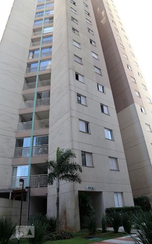 Apartamento à venda com 68m², 2 quartos e 1 vagaFachada do bloco