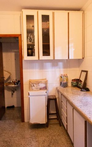 Casa à venda com 186m², 4 quartos e 4 vagas Casa à venda com 186m², 4 quartos e 4 vagasLavanderia