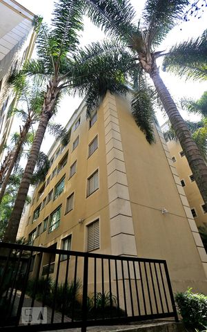 Apartamento à venda com 65m², 3 quartos e 1 vagaFachada
