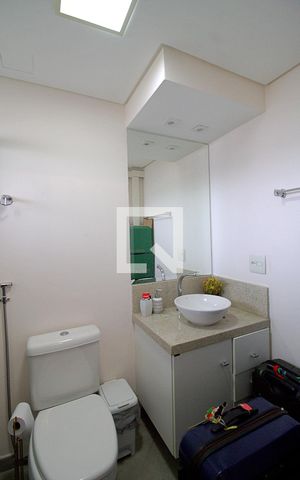 Apartamento à venda com 166m², 3 quartos e 3 vagasBanheiro da Suíte 2