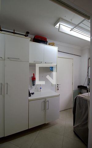 Apartamento à venda com 166m², 3 quartos e 3 vagasÁrea de Serviço