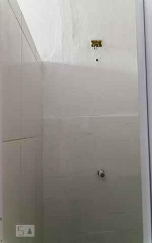 Casa à venda com 230m², 3 quartos e 2 vagasBanheiro