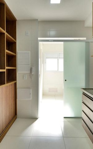 Apartamento à venda com 103m², 3 quartos e 2 vagasCozinha