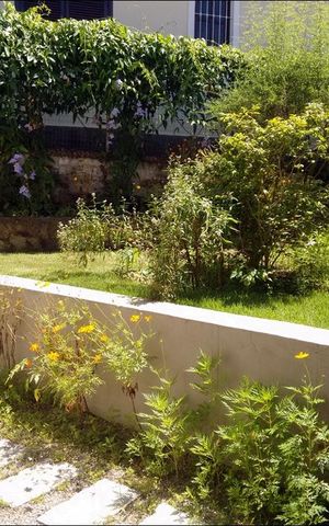 Casa de condomínio à venda com 480m², 4 quartos e 2 vagas