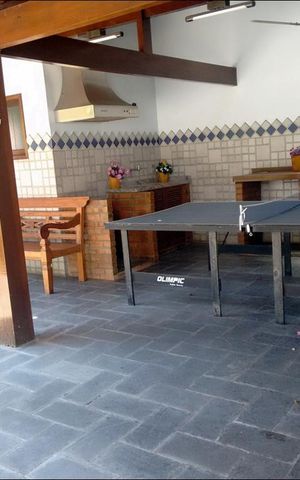 Casa de condomínio à venda com 480m², 4 quartos e 2 vagas