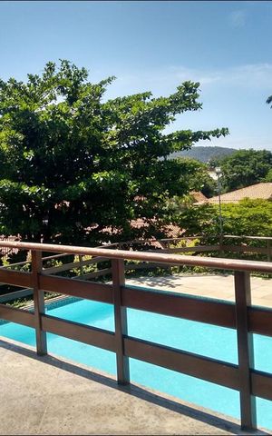 Casa de condomínio à venda com 480m², 4 quartos e 2 vagas