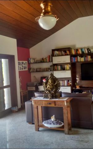 Casa de condomínio à venda com 480m², 4 quartos e 2 vagas
