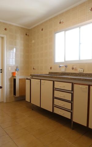 Apartamento para alugar com 110m², 3 quartos e 2 vagasCozinha