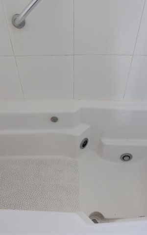 Apartamento para alugar com 110m², 3 quartos e 2 vagasBanheira