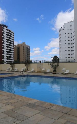 Apartamento para alugar com 110m², 3 quartos e 2 vagasÁrea comum - Piscina