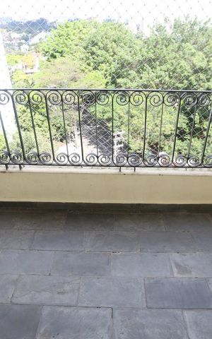 Apartamento para alugar com 110m², 3 quartos e 2 vagasSacada