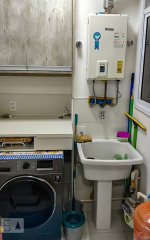 Apartamento à venda com 60m², 2 quartos e 1 vagaÁrea de Serviço
