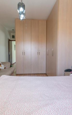 Casa à venda com 320m², 4 quartos e 2 vagasQuarto 3 - Suíte