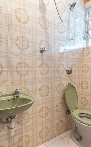 Casa à venda com 320m², 4 quartos e 2 vagasBanheiro de Serviço