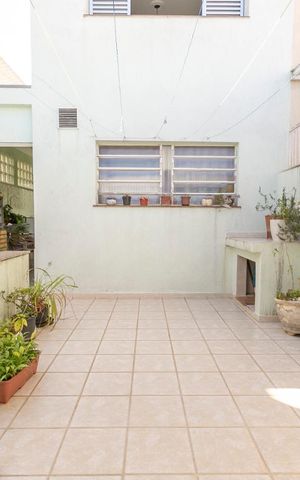 Casa à venda com 320m², 4 quartos e 2 vagasLavanderia