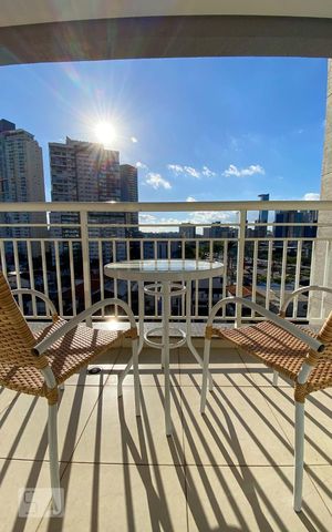 Apartamento à venda com 43m², 1 quarto e 1 vaga Apartamento à venda com 43m², 1 quarto e 1 vagaVaranda