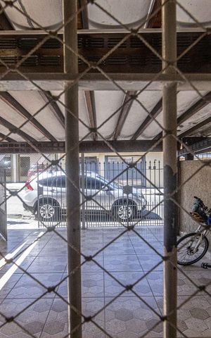 Casa para alugar com 120m², 2 quartos e 2 vagas Casa para alugar com 120m², 2 quartos e 2 vagasVista Sala