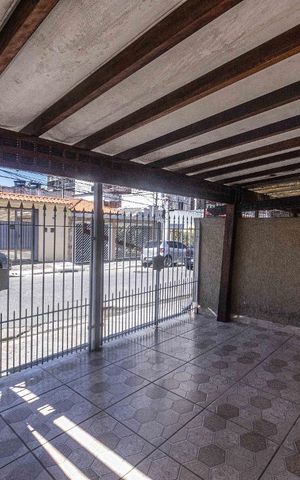 Casa para alugar com 120m², 2 quartos e 2 vagas Casa para alugar com 120m², 2 quartos e 2 vagasGaragem