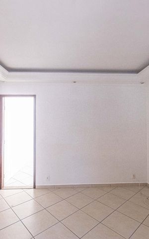 Casa para alugar com 120m², 2 quartos e 2 vagas Casa para alugar com 120m², 2 quartos e 2 vagasSala