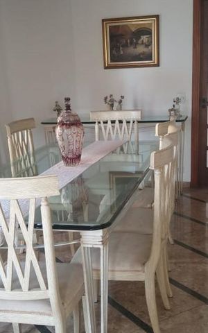 Apartamento à venda com 225m², 3 quartos e 4 vagas Apartamento à venda com 225m², 3 quartos e 4 vagasSala