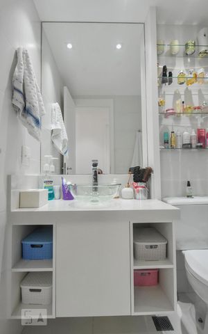 Apartamento para alugar com 65m², 2 quartos e 1 vagaBanheiro