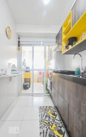 Apartamento para alugar com 65m², 2 quartos e 1 vagaCozinha
