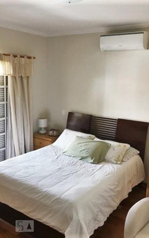 Casa à venda com 300m², 4 quartos e 4 vagasQuarto