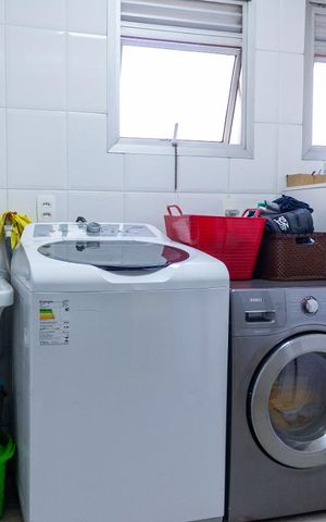 Apartamento à venda com 158m², 4 quartos e 3 vagasLavanderia