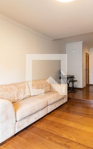 Apartamento à venda com 145m², 3 quartos e 2 vagas Apartamento à venda com 145m², 3 quartos e 2 vagasSala