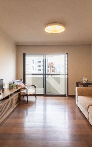 Apartamento à venda com 145m², 3 quartos e 2 vagas Apartamento à venda com 145m², 3 quartos e 2 vagasSala