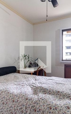 Apartamento à venda com 145m², 3 quartos e 2 vagas Apartamento à venda com 145m², 3 quartos e 2 vagasSuíte