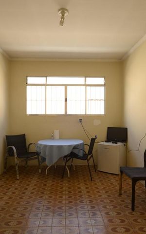 Casa à venda com 200m², 2 quartos e 4 vagasSala de almoço