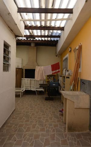 Casa à venda com 200m², 2 quartos e 4 vagasÁrea de Serviço