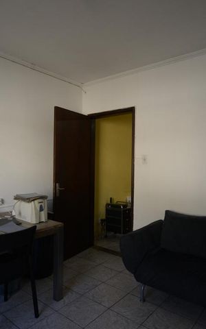 Casa à venda com 200m², 2 quartos e 4 vagasQuarto 1
