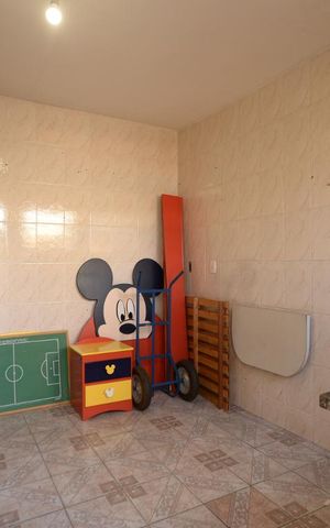 Casa à venda com 200m², 2 quartos e 4 vagasQuarto