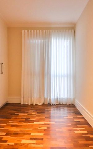 Apartamento para alugar com 156m², 3 quartos e 1 vaga Apartamento para alugar com 156m², 3 quartos e 1 vagaQuarto 1