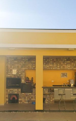 Casa para alugar com 400m², 3 quartos e 8 vagas Casa para alugar com 400m², 3 quartos e 8 vagaslazer